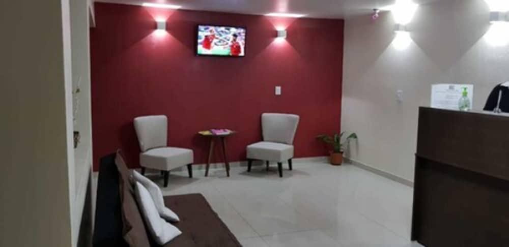 Iguazu Urban Hotel Express Porto Iguaçu Exterior foto