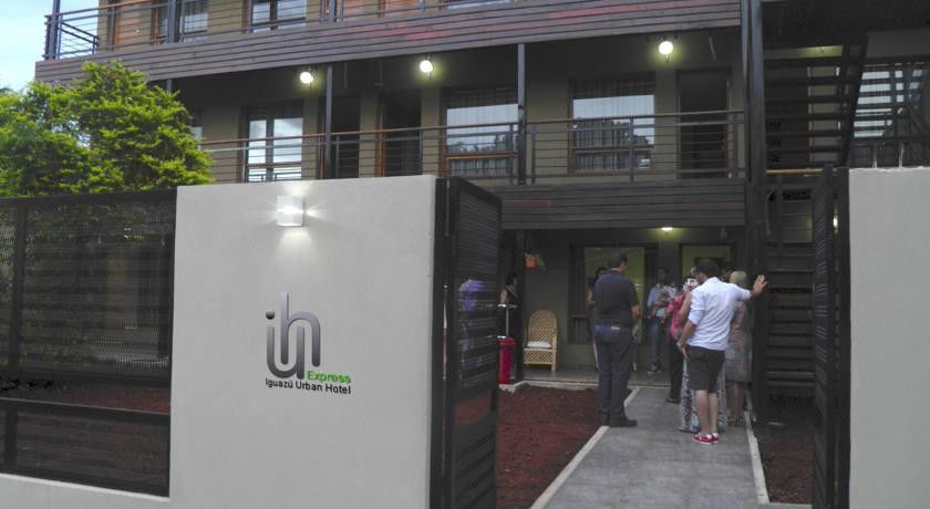 Iguazu Urban Hotel Express Porto Iguaçu Exterior foto